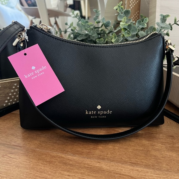 kate spade Handbags - Kate Spade Crossbody Purse